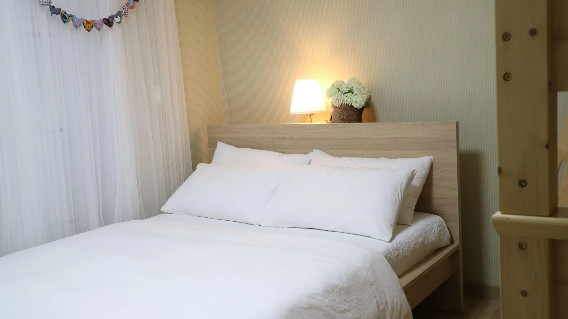 Mr. Kim Guesthouse Incheon 4*,  South Korea