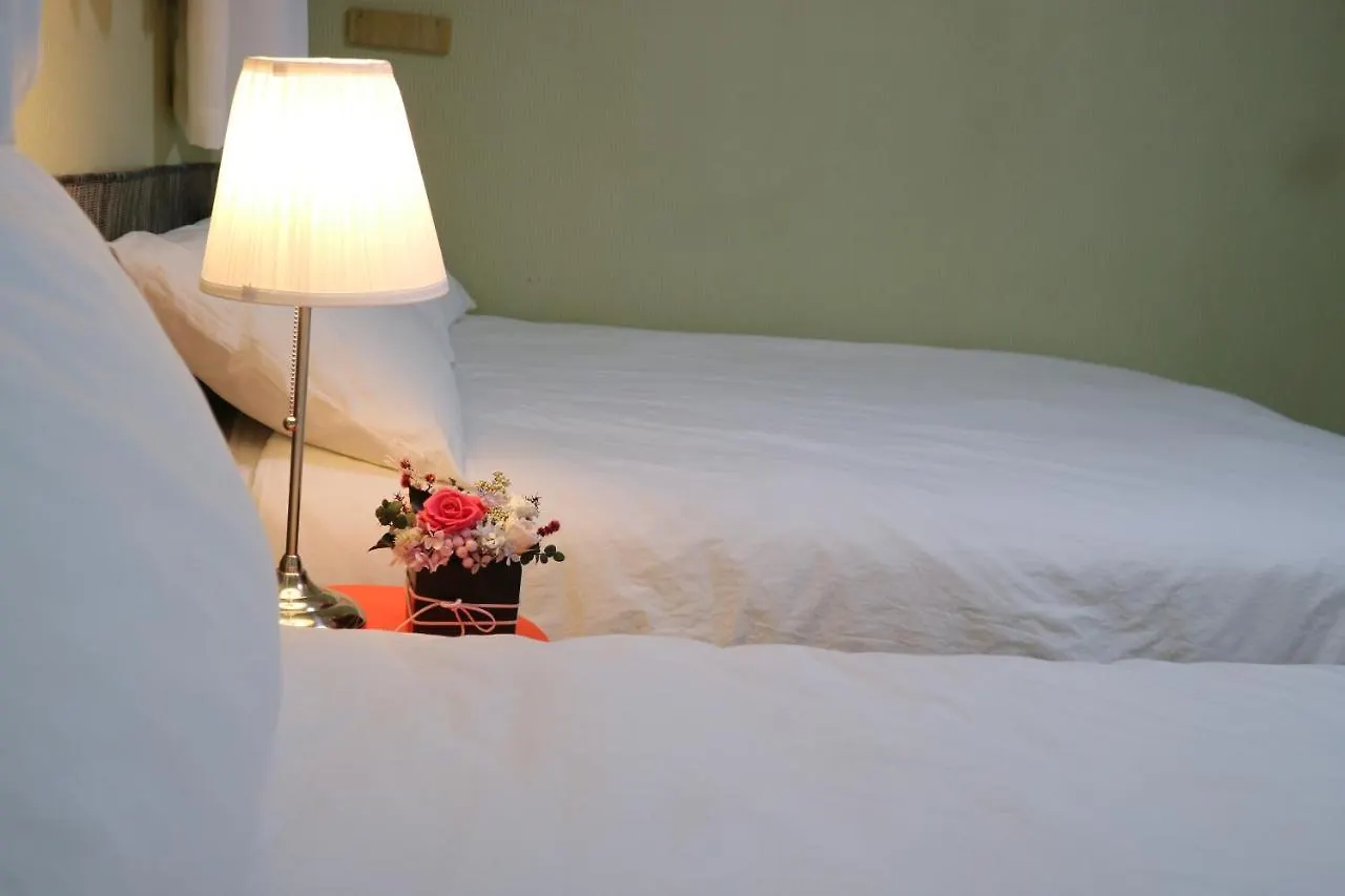 Mr. Kim Guesthouse Incheon 4*,  South Korea