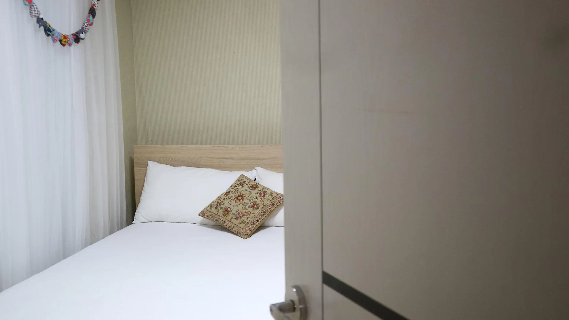 Mr. Kim Guesthouse Incheon 4*,  South Korea