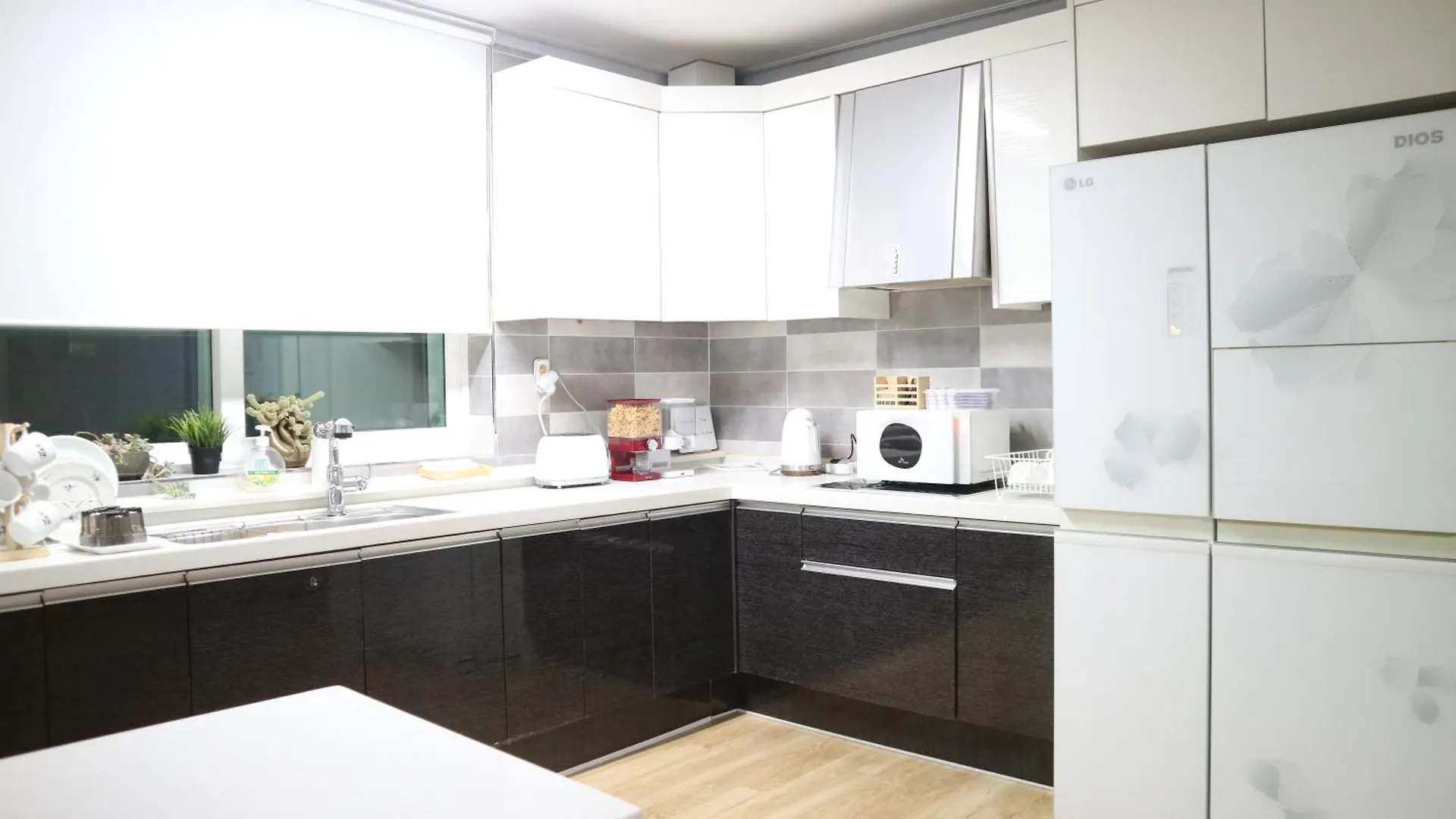 Mr. Kim Guesthouse Incheon 4*,